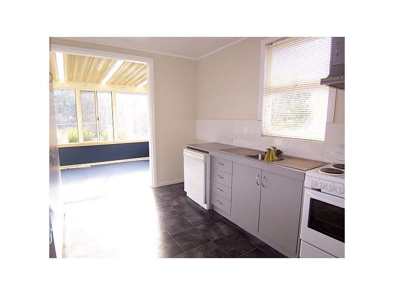 87 Currajong Road, Mornington TAS 7018