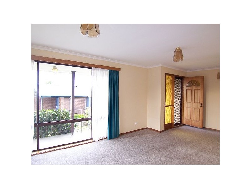 69 Illawarra Road, Blackmans Bay TAS 7052