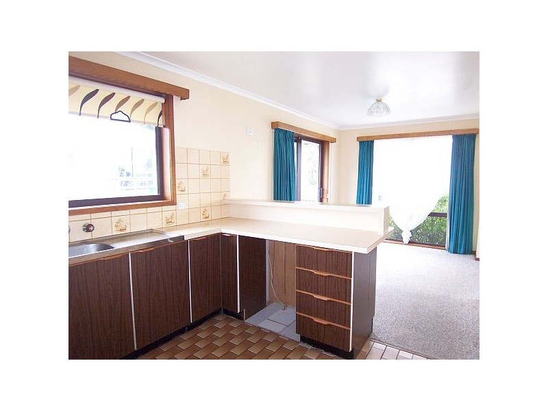 69 Illawarra Road, Blackmans Bay TAS 7052