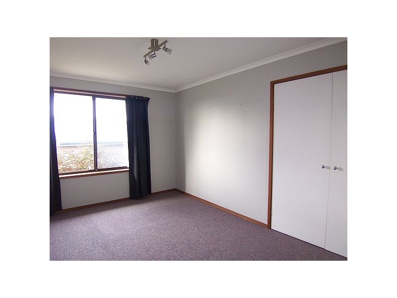 69 Illawarra Road, Blackmans Bay TAS 7052