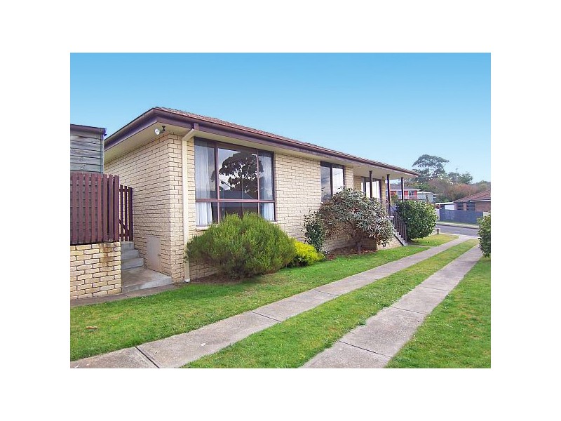 69 Illawarra Road, Blackmans Bay TAS 7052