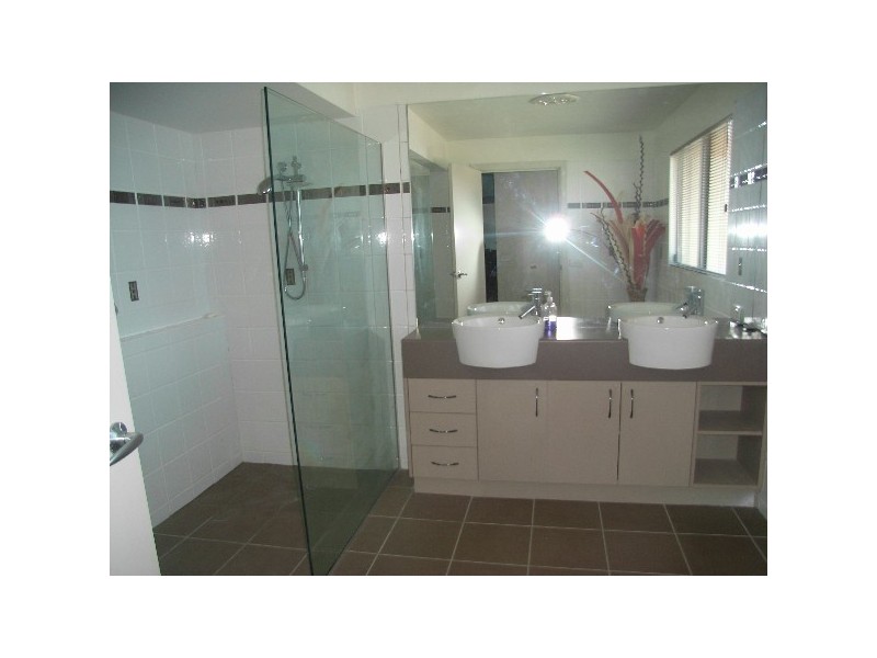 3 PARROTT PLACE, Tranmere TAS 7018