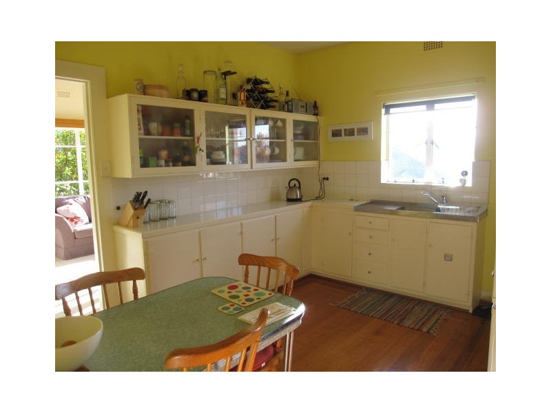 6 EDGE AVENUE, Lenah Valley TAS 7008