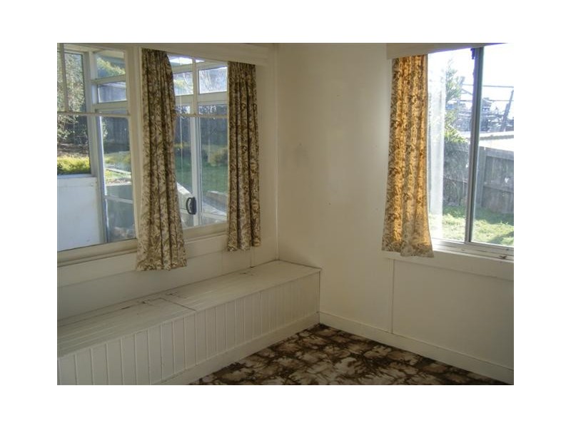 22 JENNINGS ST, New Town TAS 7008