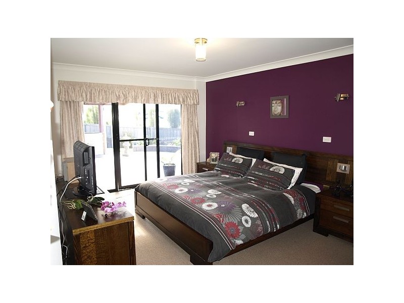 8 Tonic Hill Court, Kingston TAS 7050