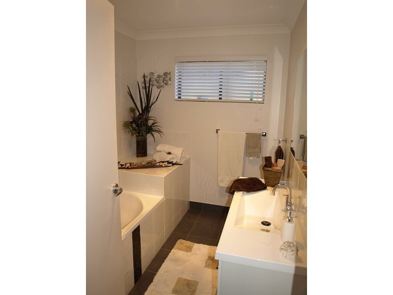 8 Tonic Hill Court, Kingston TAS 7050
