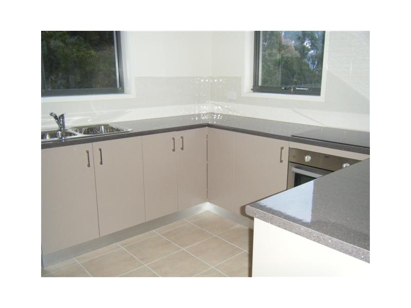 1/136 BURWOOD DRIVE, Blackmans Bay TAS 7052