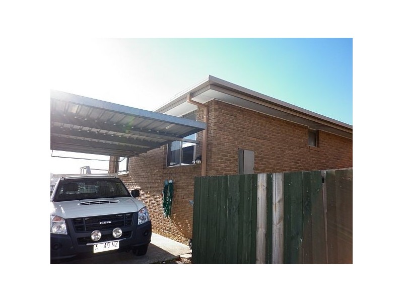 2/15 Longley Court, Glenorchy TAS 7010