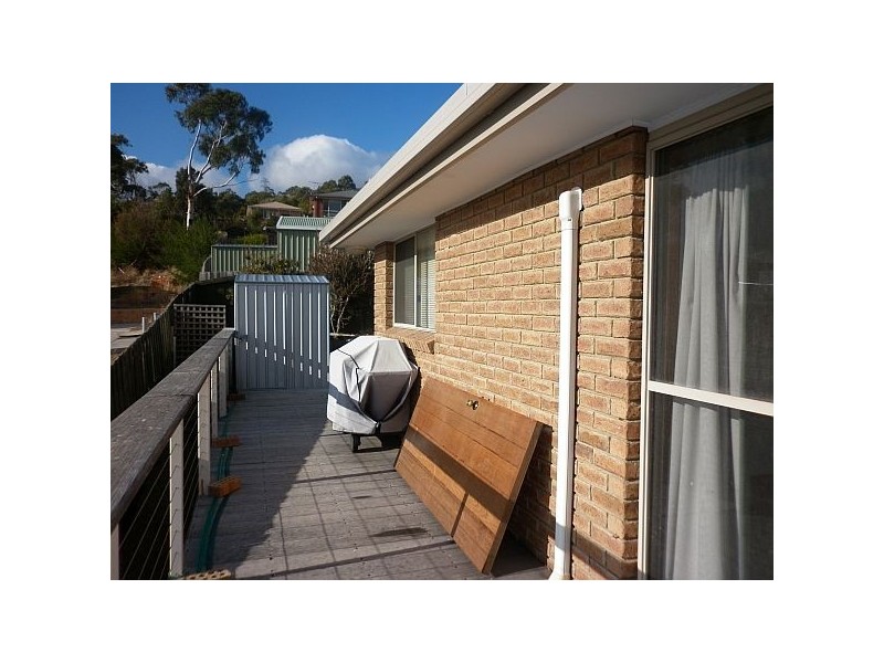2/15 Longley Court, Glenorchy TAS 7010