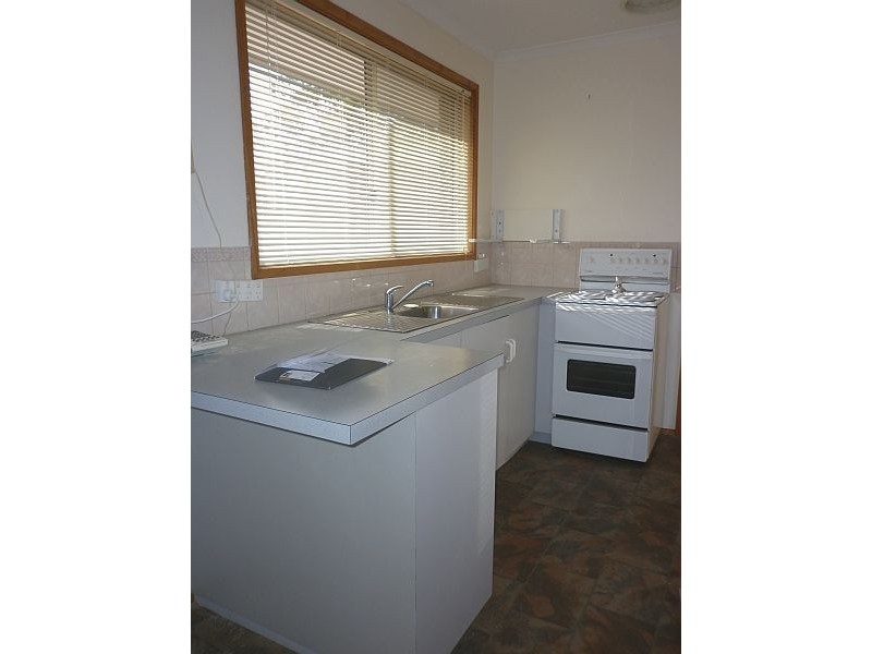 2/15 Longley Court, Glenorchy TAS 7010