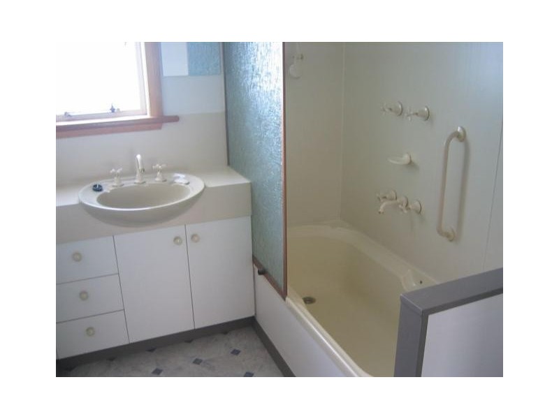 22 LAWSON ST, Moonah TAS 7009