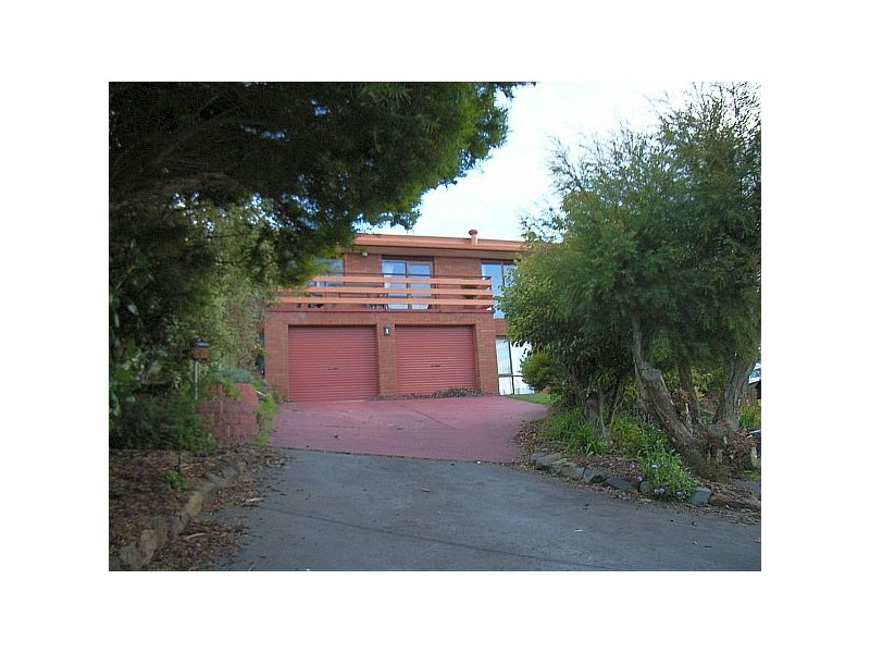 12 Surf Parade, Blackmans Bay TAS 7052