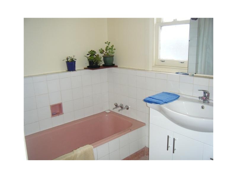 145 EAST DERWENT HWY, Lindisfarne TAS 7015