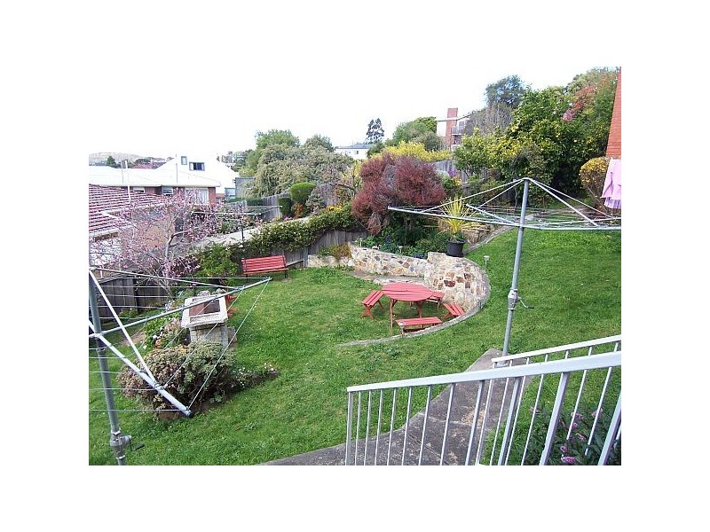 4/13 Cutler Place, West Moonah TAS 7009