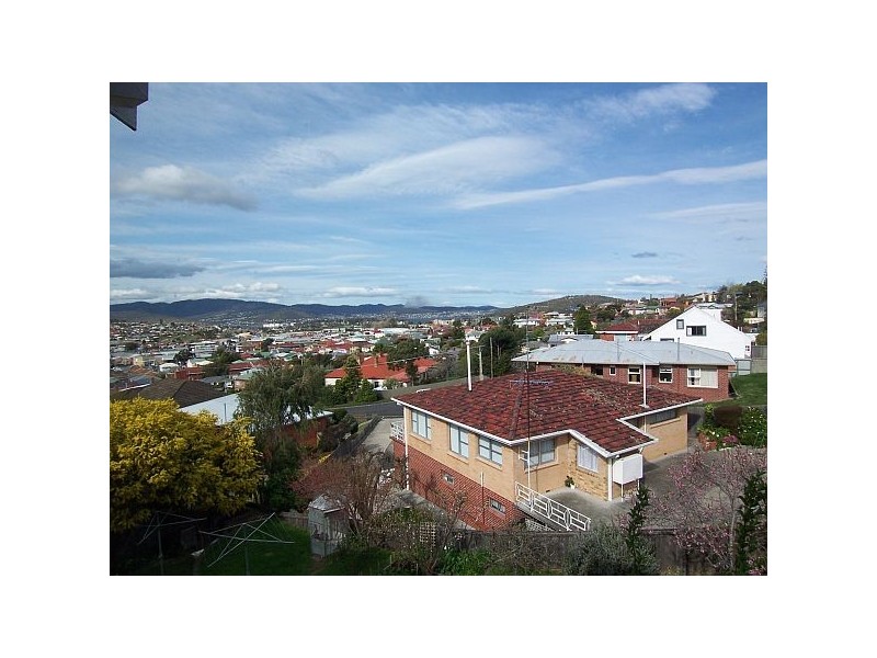 4/13 Cutler Place, West Moonah TAS 7009