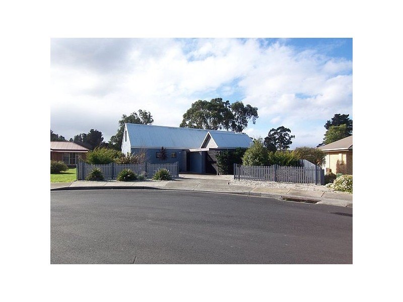 21 Carrington Drive, Margate TAS 7054