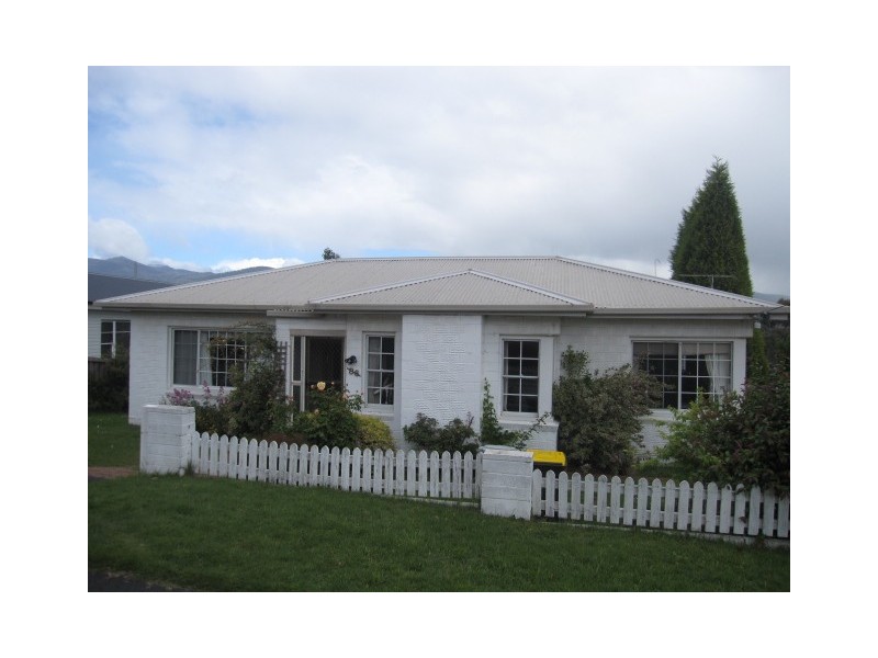 86 LENNOX AVENUE, Lutana TAS 7009