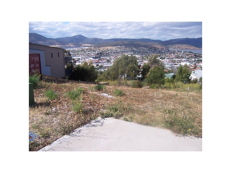 4 Dorothy Court, West Moonah TAS 7009