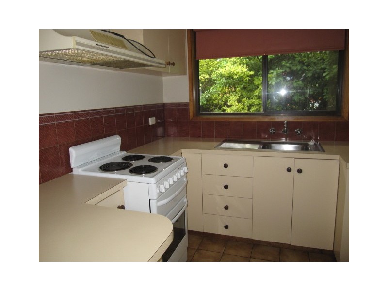 1/6A MOSS PARK DRIVE, New Town TAS 7008