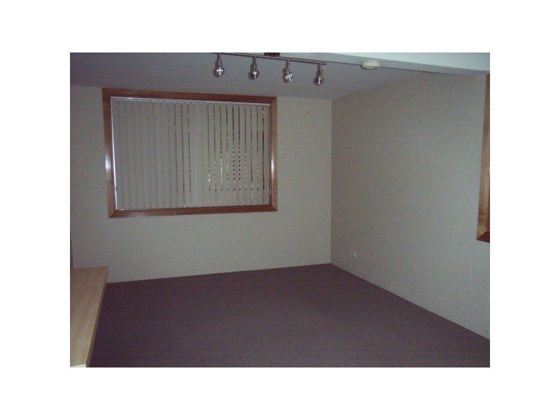 2/2 PLIMSOLL PLACE, Sandy Bay TAS 7005