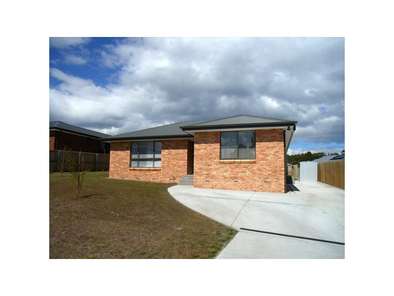 27 Kingfisher Street, Kingston TAS 7050