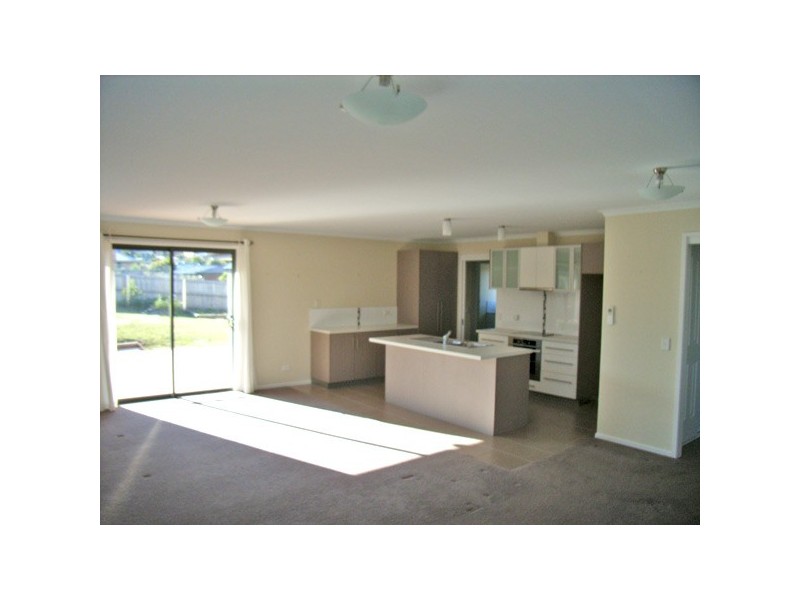 27 Kingfisher Street, Kingston TAS 7050