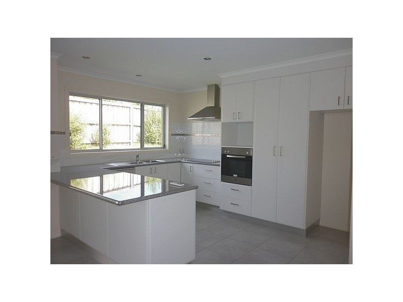 2/33 Moir Road, Kingston TAS 7050