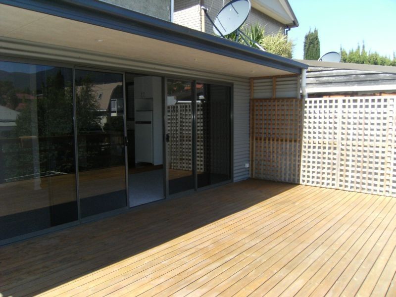 2/56 New Town Road, New Town TAS 7008