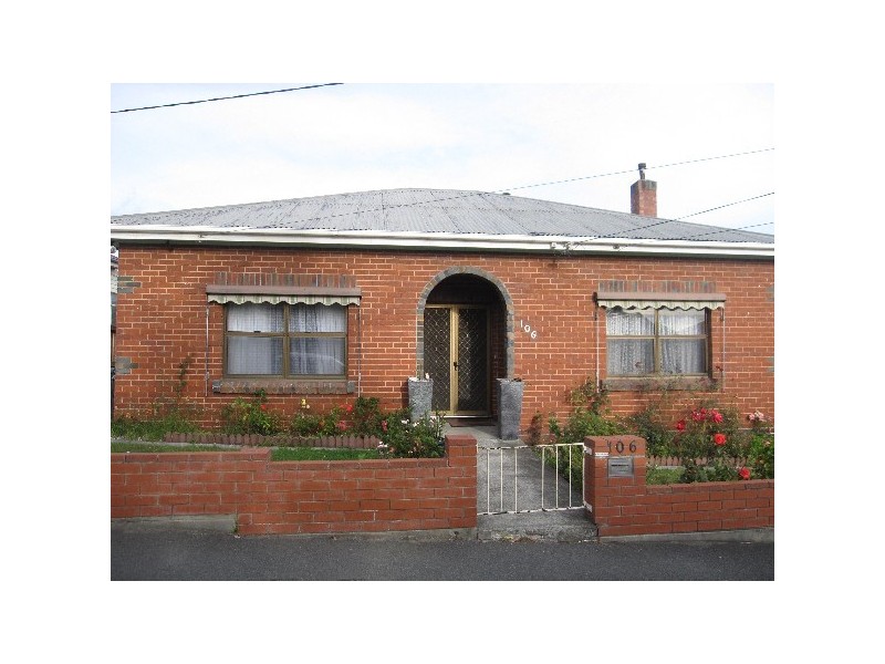 106 GIBLIN STREET, New Town TAS 7008
