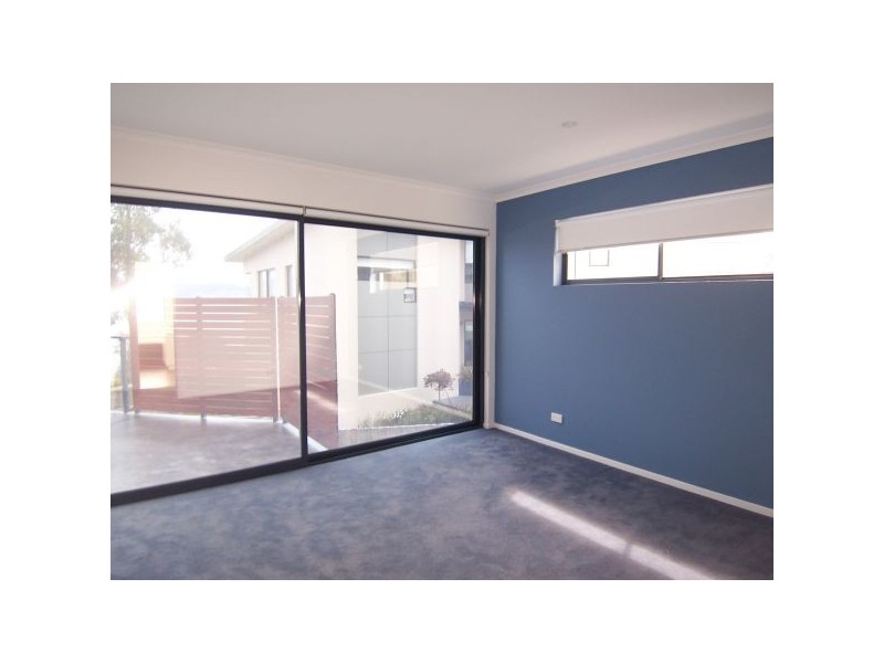 2/167a Tranmere Road, Tranmere TAS 7018