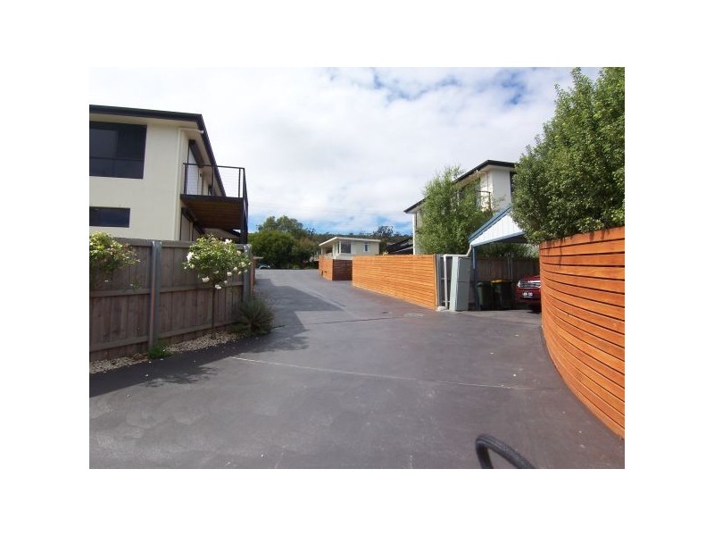 2/167a Tranmere Road, Tranmere TAS 7018