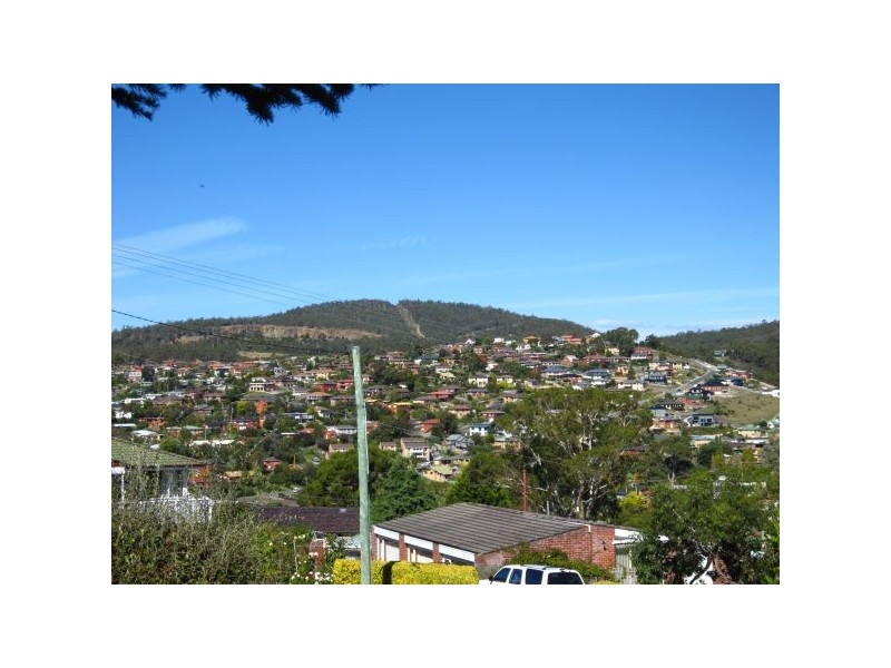 2 Balgowlah court, Lenah Valley TAS 7008