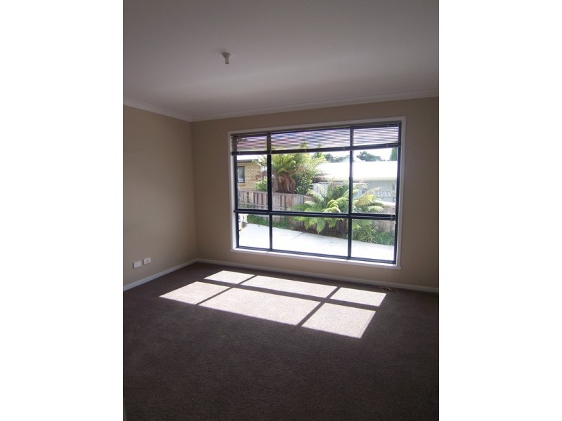 2/5 Sunny Avenue, Blackmans Bay TAS 7052