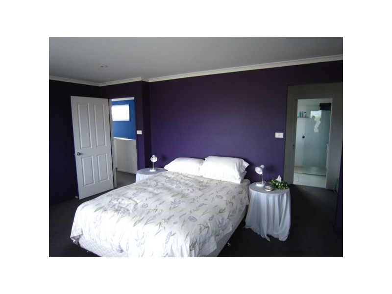 63 Rosny Esplanade, Rosny TAS 7018