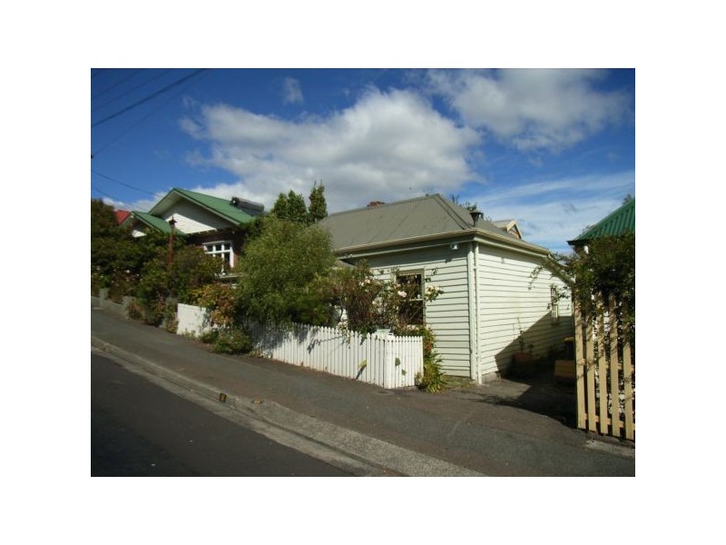 8 Pedder Street, New Town TAS 7008