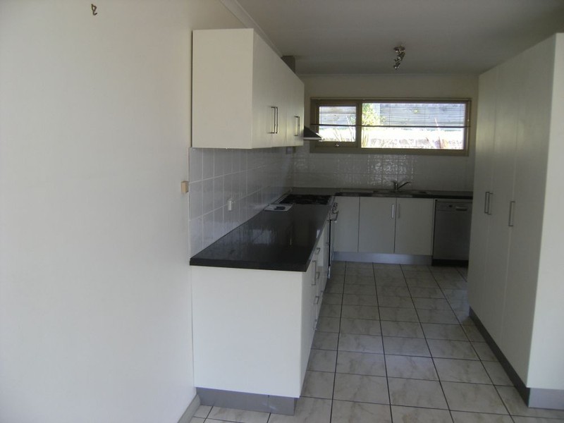 90 Beach Road, Kingston Beach TAS 7050