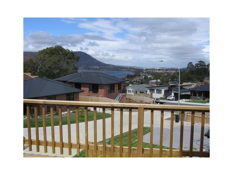 25 ECLIPSE RD, Austins Ferry TAS 7011