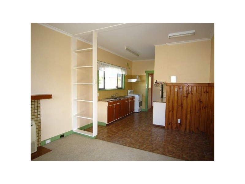 20 Derwent Avenue, Geilston Bay TAS 7015