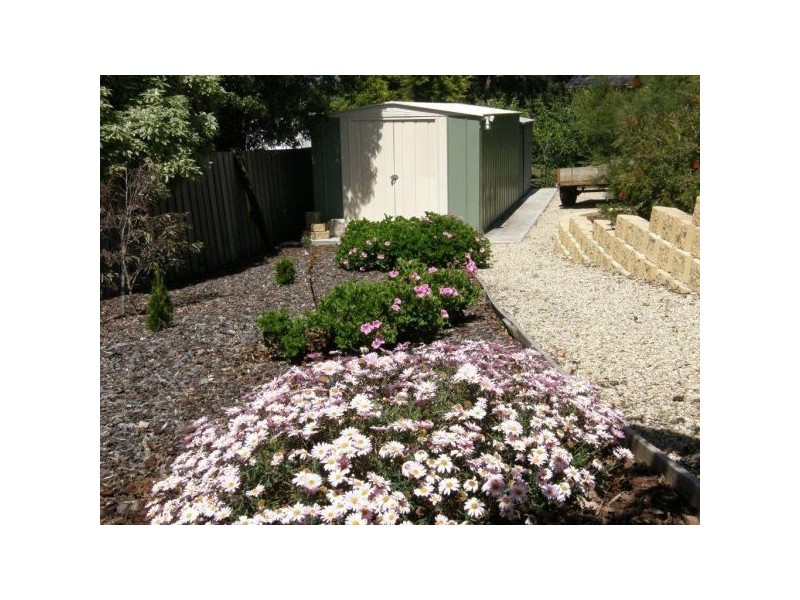 11 Willow Bend Road, Kingston TAS 7050