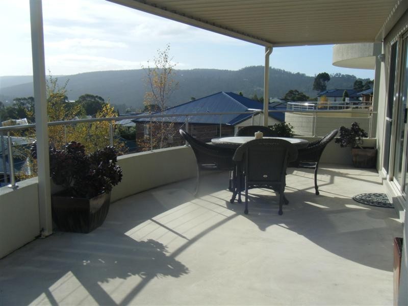 1/21 OLIVE PLACE, Kingston TAS 7050
