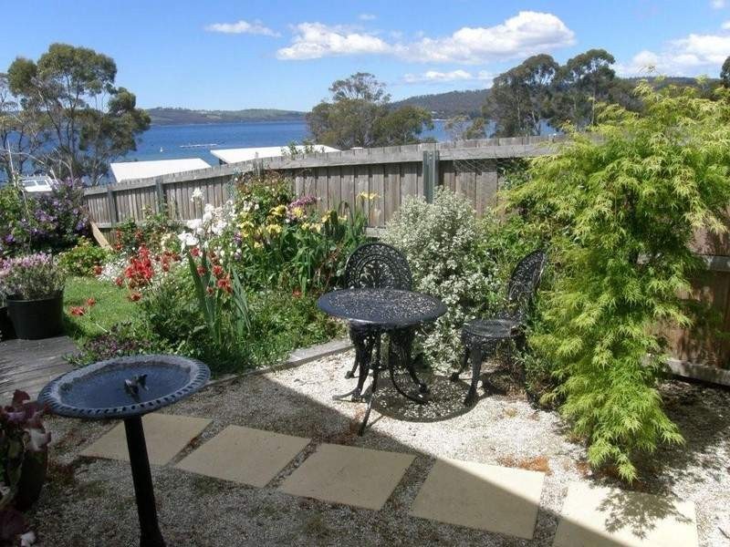 1/27 Staff Road, Electrona TAS 7054