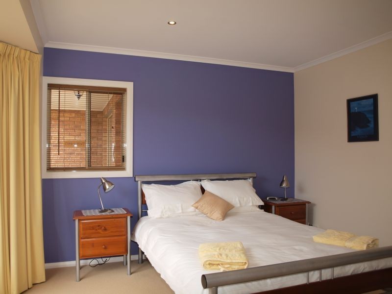 2/4 Home Avenue, Blackmans Bay TAS 7052