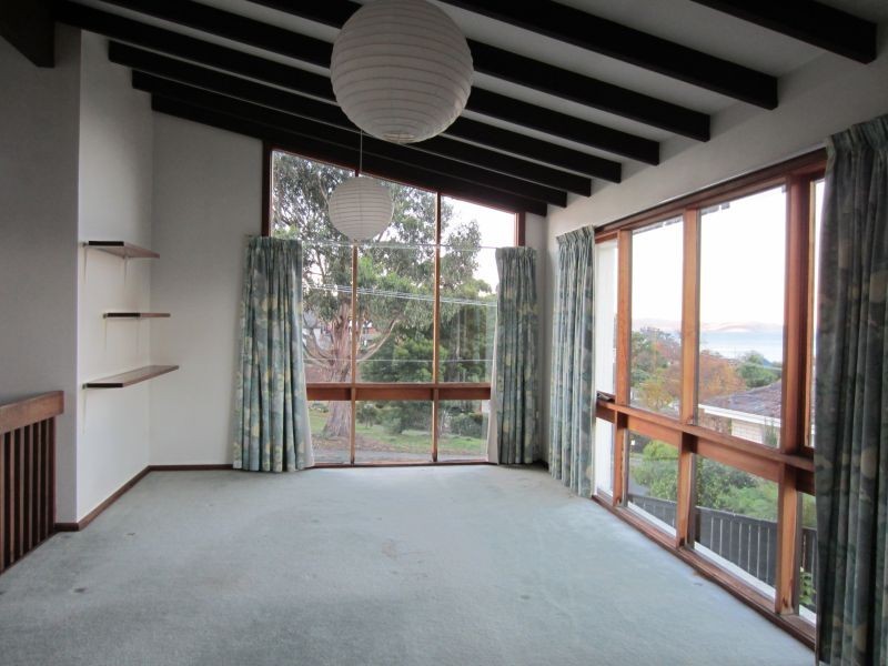 63 Illawarra Road, Blackmans Bay TAS 7052