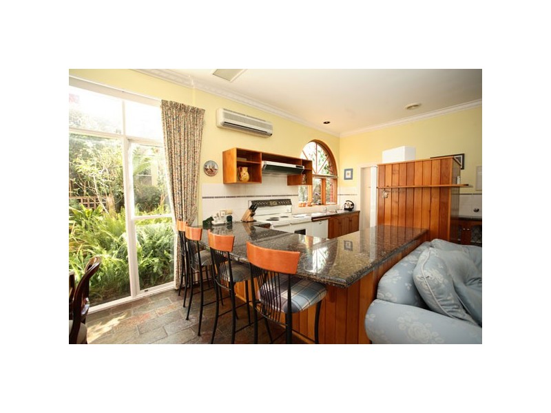 2 Beechworth Road, Sandy Bay TAS 7005