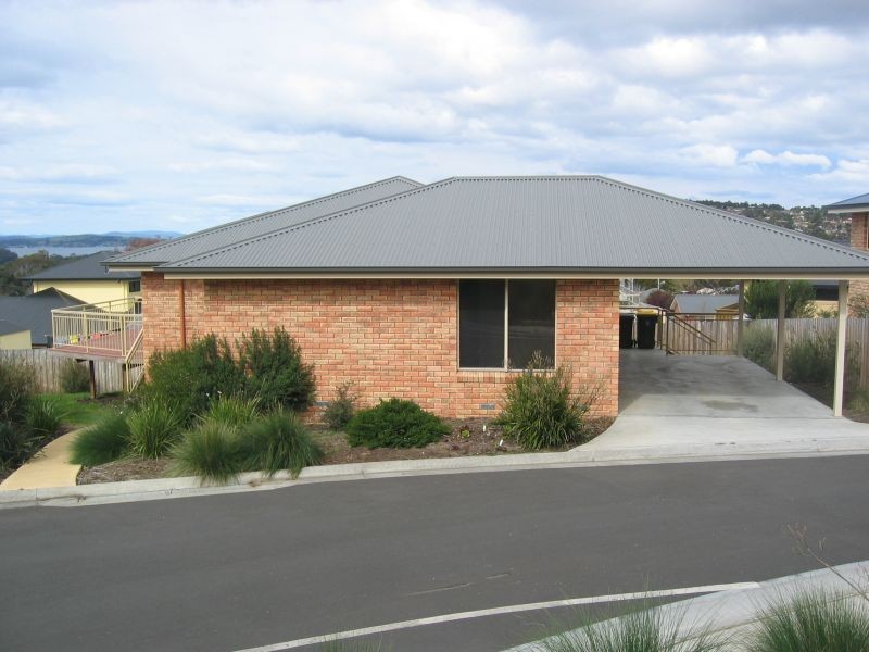 4/153 Summerleas Road, Kingston TAS 7050