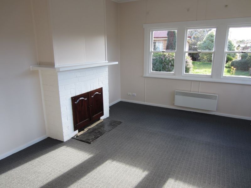 1/48 Beach Road, Kingston Beach TAS 7050