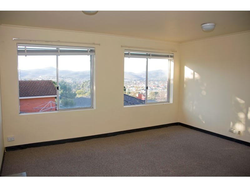 11/54 Edge Avenue, Lenah Valley TAS 7008