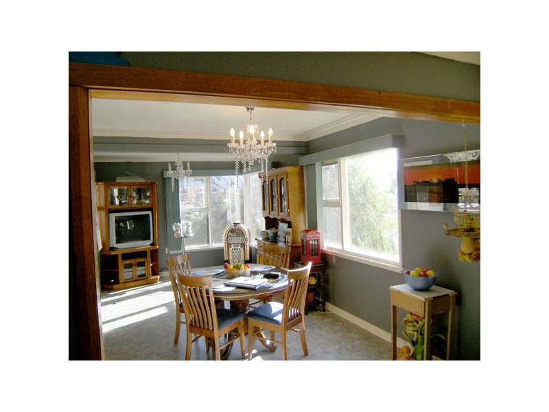 6  Huntley Street, Montrose TAS 7010