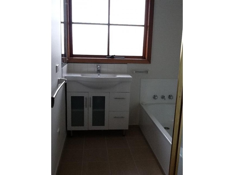 7 NOLAN CRES, Kingston TAS 7050