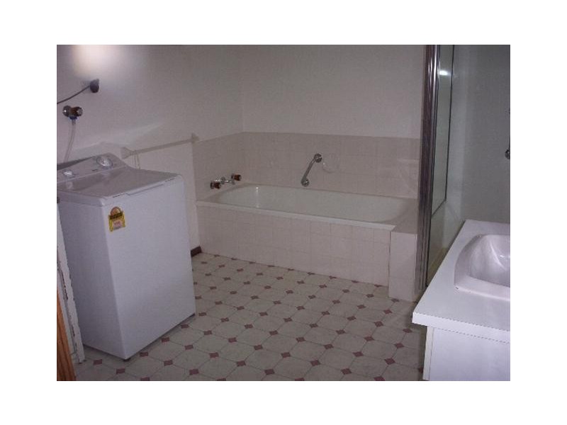 1/1 PERA CRT, Howrah TAS 7018